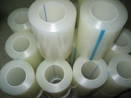 pe保护膜       以聚乙烯塑料薄膜为基材,以交联型聚丙烯酸树脂为